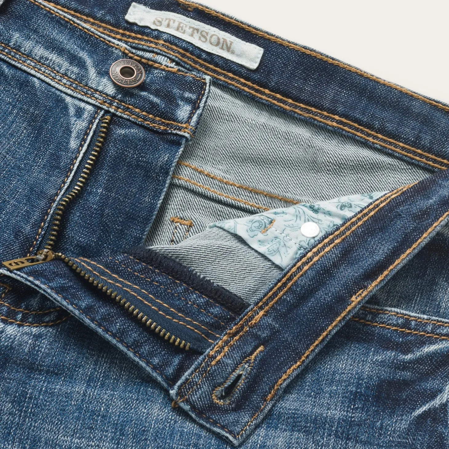 Ankle-Length Boyfriend Fit Jean