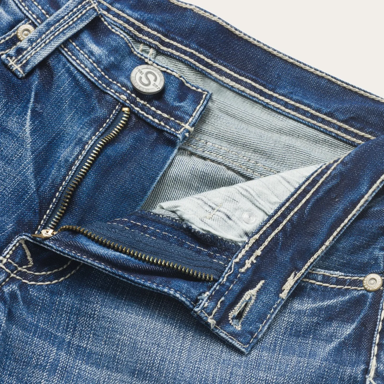 1312 Fit Light Wash Jeans
