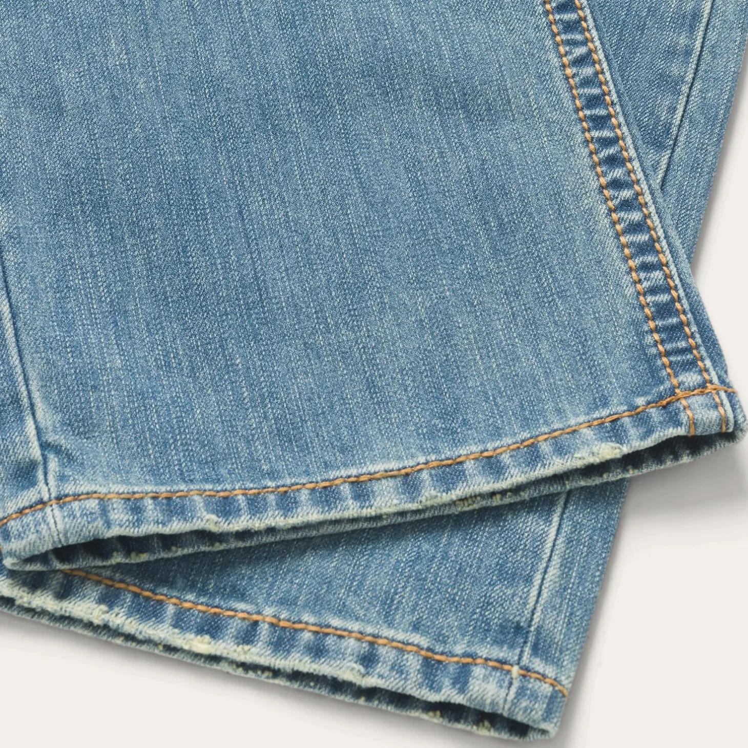 1520 Fit Light Wash Jeans With Tacking