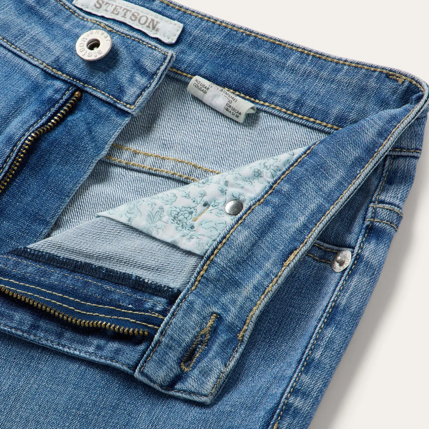 751 Wide Leg Fit Jeans